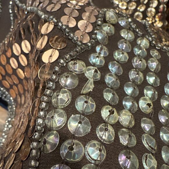 ASOS Sequin Dress in Black and Gold - Picture 15 of 16